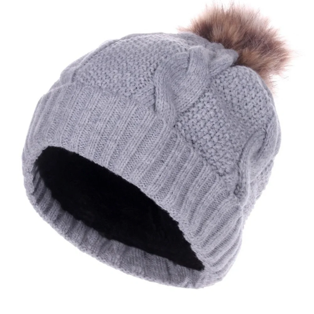 🧤 “ Cabin Babe “ Pom Beanie | Various Colors - Picture 6 of 12
